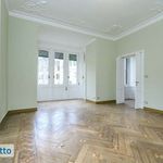 Rent 6 bedroom apartment of 137 m² in Genoa