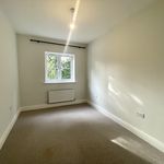 Rent 3 bedroom house in Aldershot