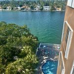 Rent 2 bedroom apartment of 109 m² in Miami-Dade County