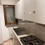 Affitto 5 camera appartamento di 75 m² in Montecatini-Terme