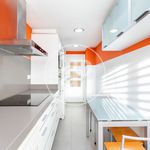 Rent 2 bedroom apartment of 90 m² in valencia