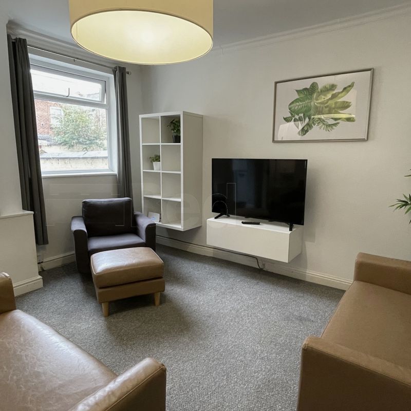 To Rent - 11 Brookside Terrace, Chester, Cheshire, CH2 From £120 pw Newtown