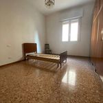 Affitto 4 camera appartamento di 114 m² in Imola