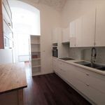 Rent 6 bedroom house of 250 m² in Zagreb