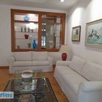 Affitto 5 camera appartamento di 158 m² in Bari