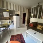 Rent 2 bedroom apartment of 32 m² in Nîmes