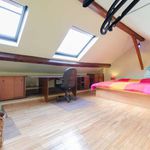 Huur 1 slaapkamer appartement van 95 m² in Saint-Josse-ten-Noode
