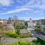 Rent 4 bedroom apartment of 200 m² in Uccle