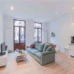 Rent 1 bedroom apartment of 85 m² in Bruxelles