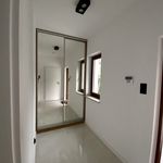 Wynajmij 5 sypialnię dom z 150 m² w Warszawa