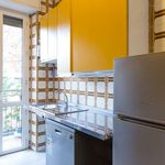Rent a room of 168 m² in Milano