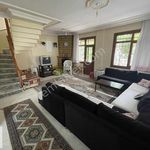 Rent 4 bedroom house of 150 m² in İstanbul