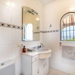 Rent 3 bedroom house of 208 m² in Marbella