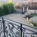 Rent 6 bedroom house of 164 m² in Appoigny