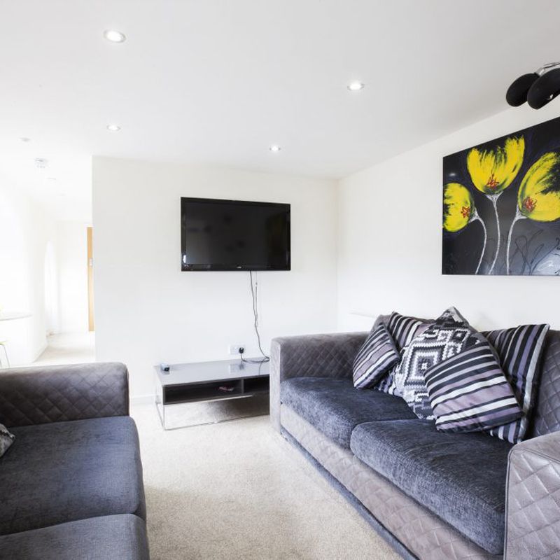 Book The Old Chapel Huddersfield Student Accommodation | Amber Primrose Hill