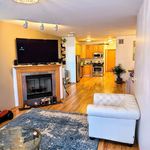 Rent 4 bedroom apartment of 2400 m² in Chicago