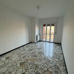Affitto 3 camera appartamento di 106 m² in Cusano Milanino