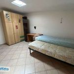 Affitto 3 camera appartamento di 99 m² in Palermo