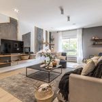 Rent 3 bedroom apartment of 147 m² in Madrid