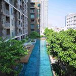 Rent 1 bedroom apartment of 38 m² in Huai Khwang
