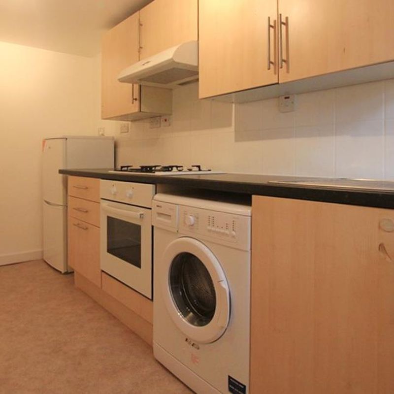 1 room apartment to let in Cardiff Splott