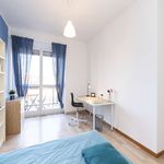 Rent a room of 115 m² in Milan