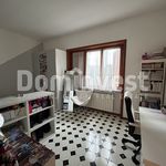 Rent 3 bedroom house of 210 m² in Riano