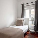 Rent 3 bedroom apartment of 103 m² in Lisboa