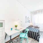 Rent 4 bedroom apartment in Venice