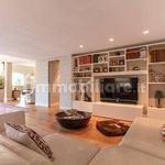 Rent 5 bedroom house of 300 m² in Vezzano Ligure
