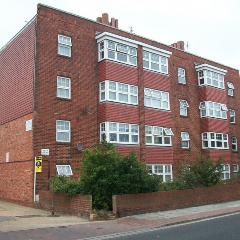 West Court, Highland Road, PO4, 2 bedroom, Flat Southsea