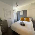 Rent 6 bedroom flat of 299 m² in London