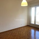 Affitto 4 camera appartamento di 120 m² in Trieste