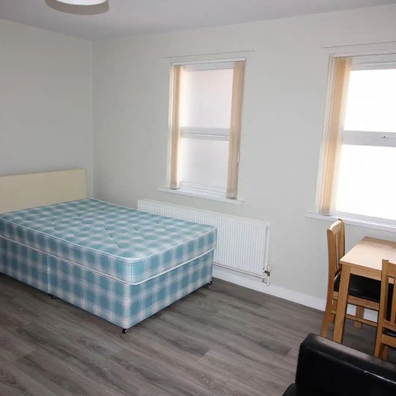 apartment for rent at 2, 32 Stranmillis Road, Belfast, BT9 5AA, England