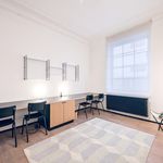 Rent 5 bedroom apartment of 386 m² in Brussel