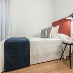Rent 2 bedroom house of 73 m² in Barcelona