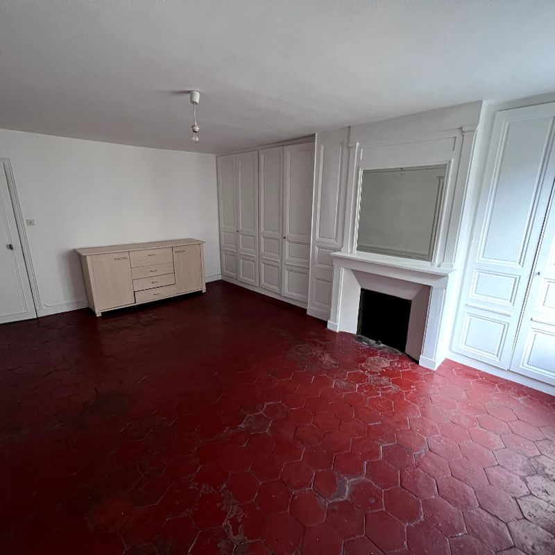 Grand Appartement F4 à Illiers-Combray