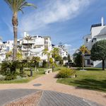 Rent 3 bedroom apartment of 140 m² in Málaga