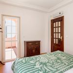 Alugar 5 quarto apartamento de 135 m² em Charneca de Caparica
