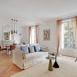 Rent 3 bedroom apartment of 70 m² in Neuilly-sur-Seine