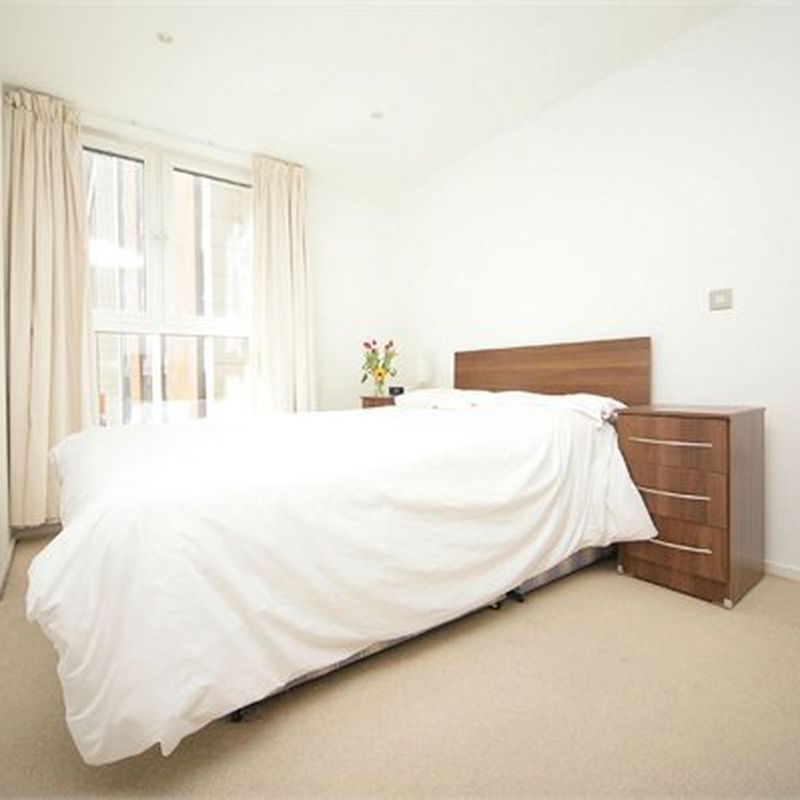 2 bedroom Apartment to rent Docklands