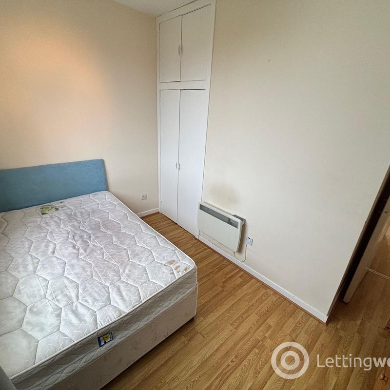 1 Bedroom Flat to Rent at Aberdeen-City, Airyhall, Broomhill, Dee, Gairn, Garth, Garthdee, Hill, England Broom Hill