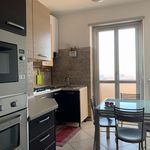 Affitto 2 camera appartamento di 80 m² in Cinisello Balsamo
