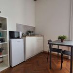 Camera di 90 m² a Milano