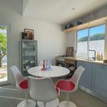 Rent 2 bedroom apartment of 60 m² in Oeiras