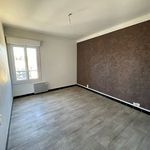 Rent 3 bedroom apartment of 79 m² in Nîmes