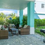 Rent 3 bedroom apartment of 1572 m² in Key Largo