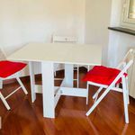 Affitto 2 camera appartamento di 51 m² in Genova