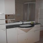 Affitto 3 camera appartamento di 63 m² in Riccione