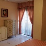 Rent 2 bedroom apartment of 129 m² in Alicante